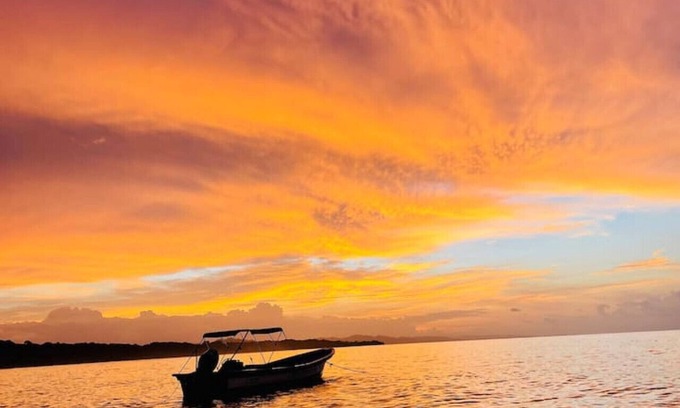 Manzanillo Cabin | Quiet Tropical Cabin | Near Local Spots | Pool