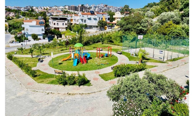 Kusadasi House | Quiet Villa Nida 6-8-18-20 in Kusadasi