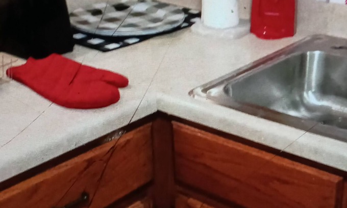 St. Louis House | Quiet,warm peaceful