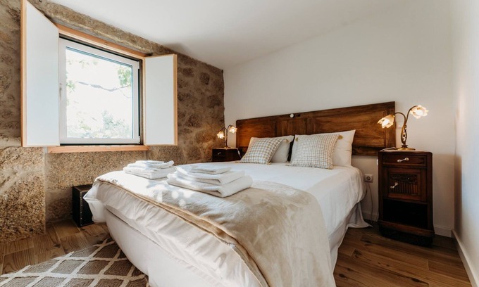 Fundao Apartment | Quinta de S. Miguel 'Casa Da Chaminé