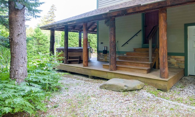 Mount Holly House | Quite Retreat in Mount Holly!