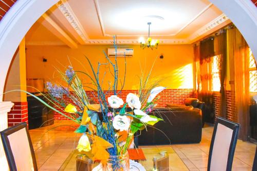 Douala Apartment | Résidence Hotelière Borel Denver