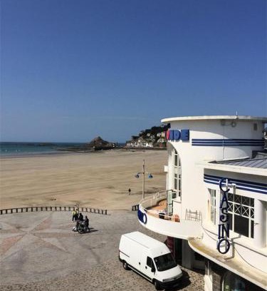 Pleneuf-Val-Andre Apartment | Résidence Les Bains - Charmant T3 à deux pas de la plage du Val André. MAE-6644