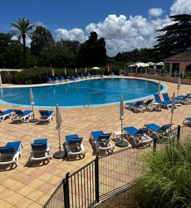 Les Restanques Apartment | Résidence les parcs de Grimaud du golf de Saint Tropez