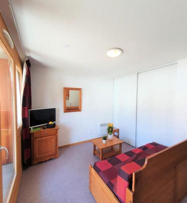 Saint-Etienne-en-Devoluy Apartment | Résidence Les Toits Du Devoluy - APPARTEMENT 6 PERSONNES BALCON SUD MAE-8514