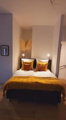 Ruettenscheid Apartment | RüWellnessSuite I Rü-Stern I Messe I Klinikum