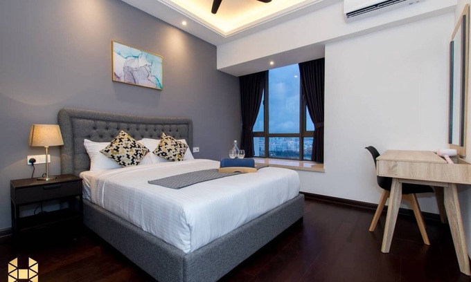 Central District Condo | [R&F Mall] New! SeaView by VM 3001-3R [JB CIQ]