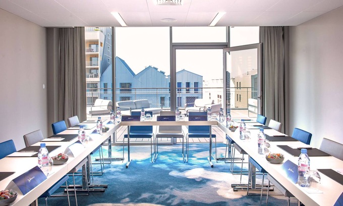 Bassins a Flot Hotel | Radisson Blu Bordeaux