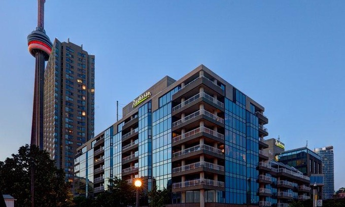 Central Waterfront Hotel | Radisson Blu Toronto Downtown