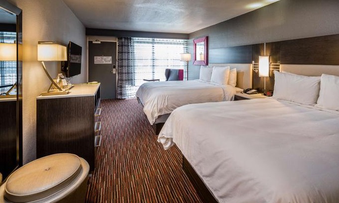 Oakland Hotel | Radisson Hotel Oakland Airport