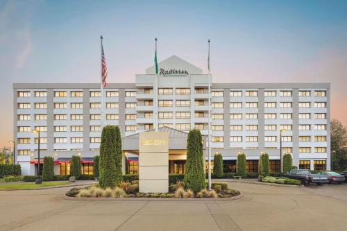 SeaTac Hotel | Radisson Hotel Seattle Airport