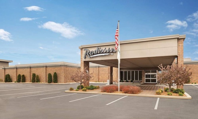 Fond du Lac Hotel | Radisson Hotel and Conference Center Fond du Lac