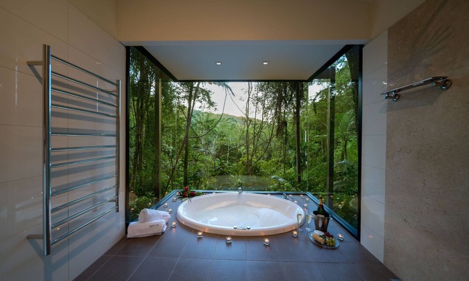Upper Crystal Creek House | Rainforest Canopy Bungalow-Booyong