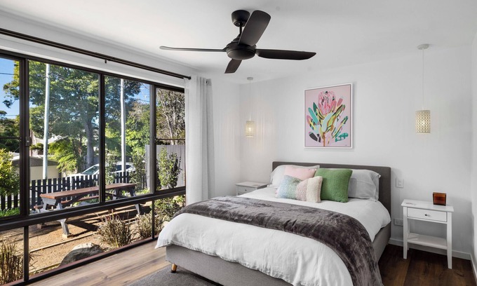 Springbrook House | Rainforest Luxurious Oasis: 1BR Villa Free Wi-Fi