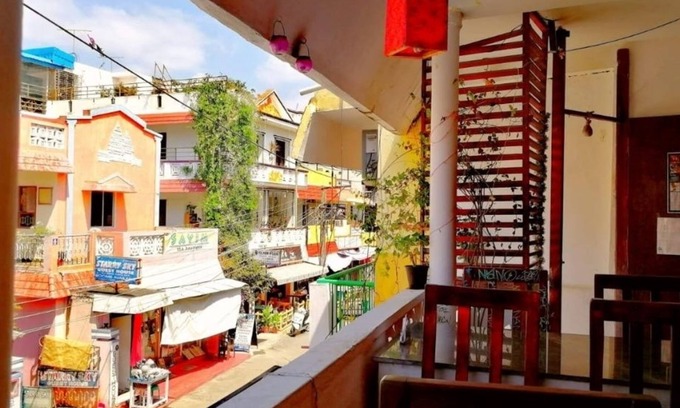 Mahabalipuram Beach Hotel | Rajalakshmi Guest House