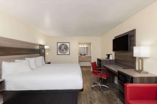 Kingman Hotel | Ramada by Wyndham Kingman