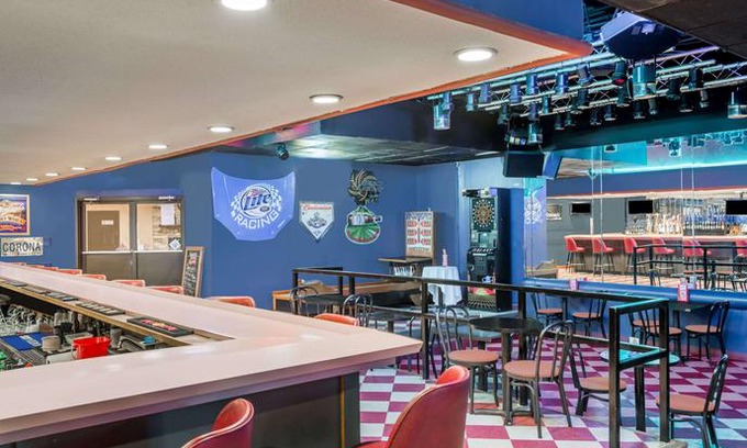 Watertown Hotel | Ramada by Wyndham Watertown