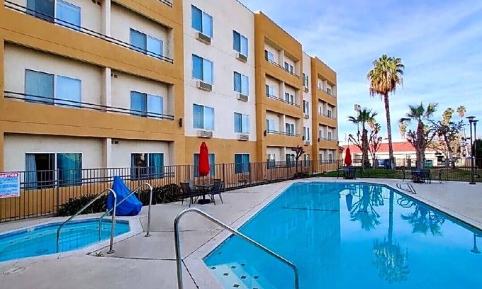 West Park Community Hotel | Ramada by Wyndham Bakersfield North