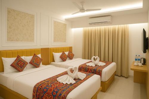Ayodhya Hotel | Ramanjaneya The Executive Hotel - Premium Stay Near Ram Mandir, Ayodhya