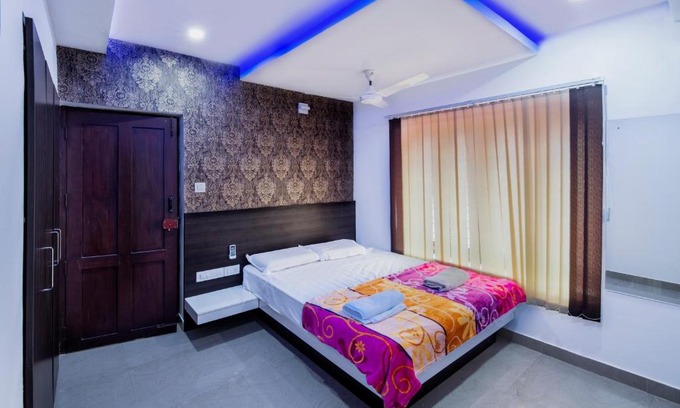 Kumarapuram House | Rams Guest House Near Sree Chithra and RCC