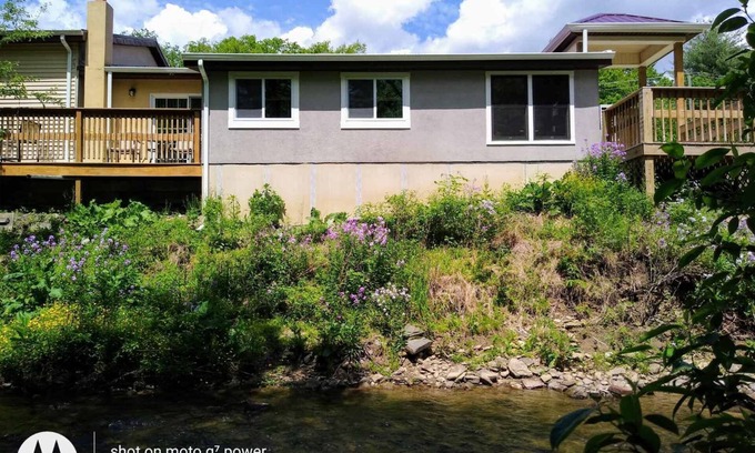 Port Matilda Condo | Rare 2 bd creek front 15 min drive to State College (PSU)