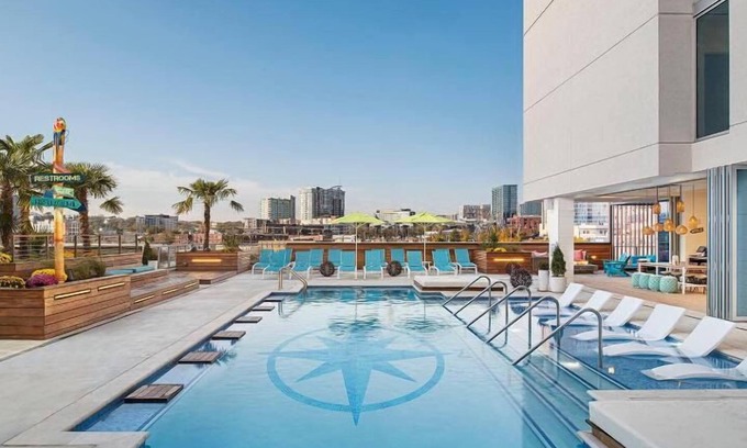 Sobro House | Rare Gem! Comfortable 3 Units To Relax And Enjoy! Minutes to Downtown!