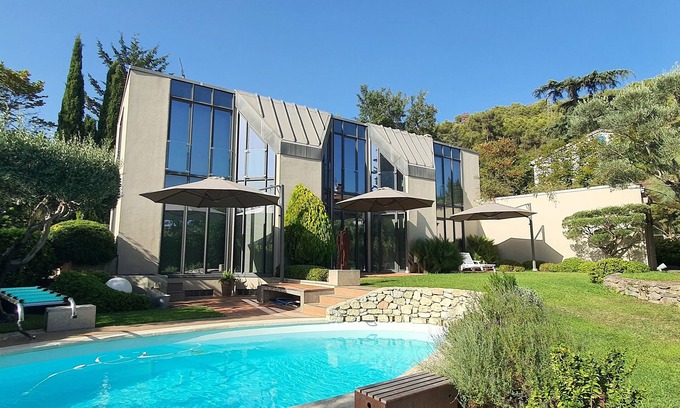 Est House | Rare, Maison D'architecte, Piscine, Calme Absolu, Cours Mirabeau à 10 min à Pied