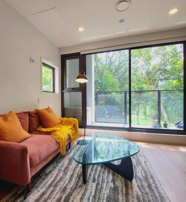 Newton Apartment | Rare park view gem