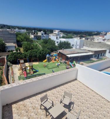 Hamma Apartment | RAS JEBEL APT route de la plage vue sur mer