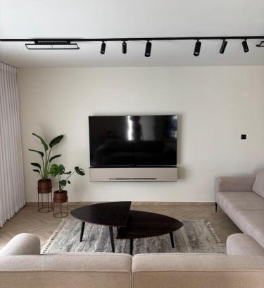 Netanya Villa | RASHI6 Boutique Villa