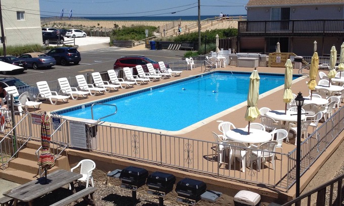 Beach Haven Condo | RATE DEAL of the CENTURY 9/20-9/27 150/nitenNewly Renovated Beach Front Property