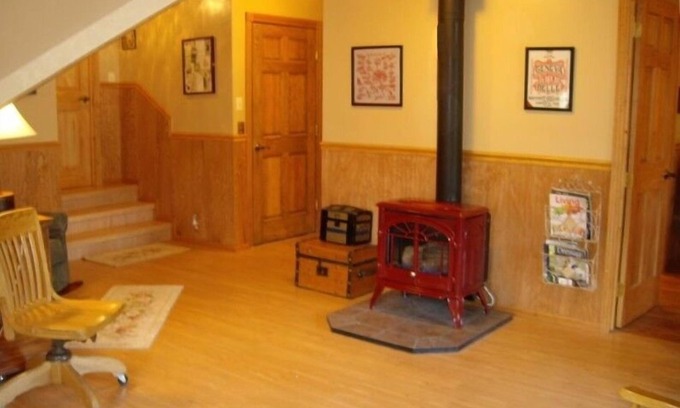 Upper Rattlesnake Apartment | Rattlesnake Valley