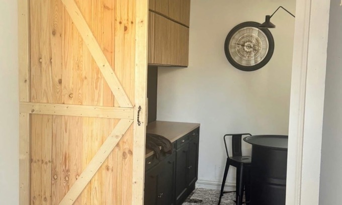 Saint-Hippolyte House | Renovated house f4 with 880m2 of land, animals accepted close to beaches