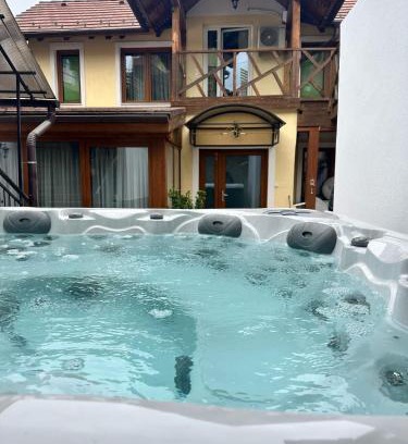 Three Oaks Villa | Real home 1