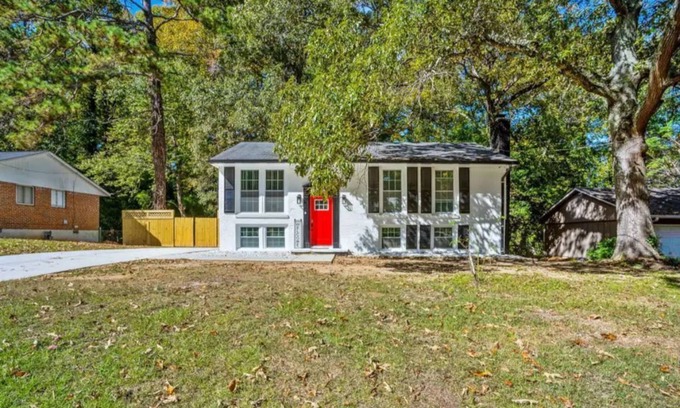 Church Street House | Realtor Red Door