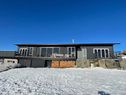 Lake Tekapo House | Red Door Tekapo