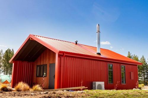 Twizel House | Red Hut - touch of luxury - Twizel