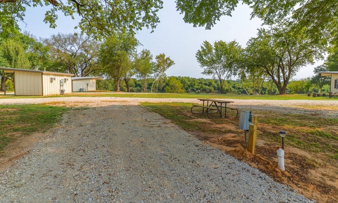 Albany House | Red River RV Lot B