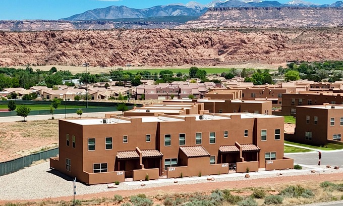 Moab South Valley House | Red Rock Views! I Pool & Hot Tub I Trailer Parking I Bike Storage