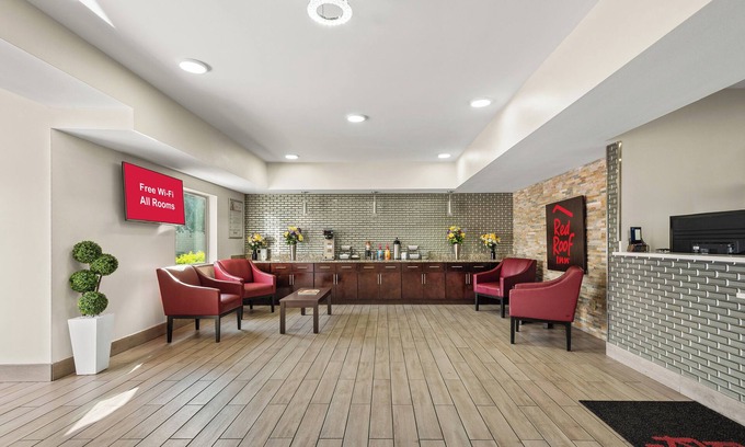 Broadmoor Hotel | Red Roof Inn Baton Rouge