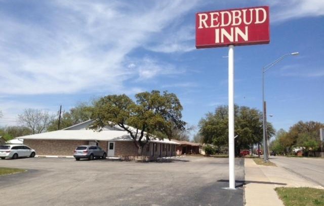 Goldthwaite Hotel | Redbud Inn