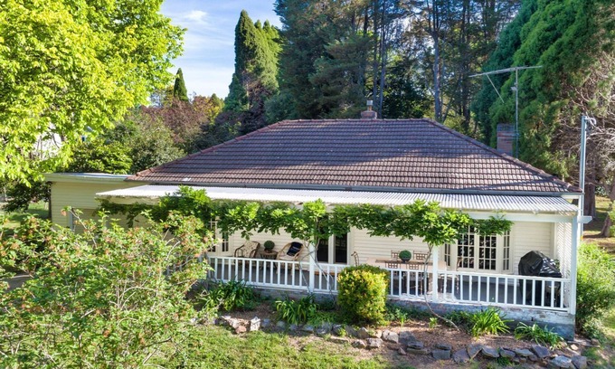 Burradoo House | Redwood Cottage, Bowral, Southern Highlands