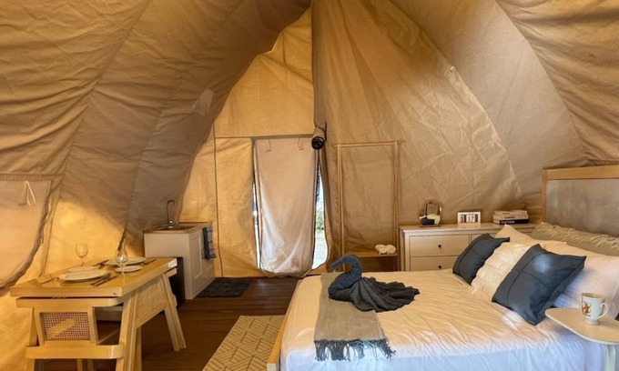 Kaputian Boat Rental | Reef Resort Unit B2