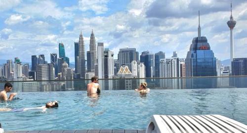 Chow Kit Apartment | Regalia Suites KLCC View Rooftop Infinity Pool by SHI