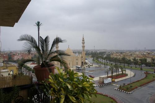 New Cairo House | Rehab City Hotel Rooms men only