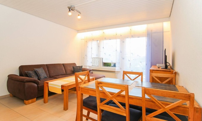 Norddeich Condo | Reihenhaus für bis zu 6 Personen Samt Hund in Norddeich