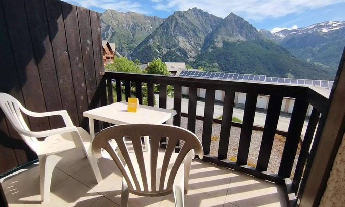 Reallon Apartment | Relais Residence - Friendly apartment welcoming 6 people in Réallon