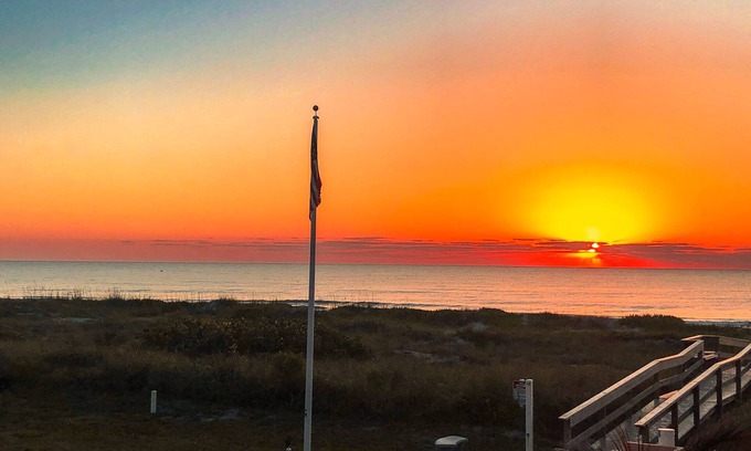 Cocoa Beach Condo | Relax and Recharge: Your perfect Cocoa Beach Oceanfront Retreat