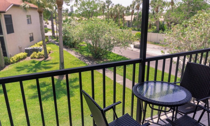 Trailer Estates Apartment | Relax and Unwind! 3 Convenient Units, Outdoor Pool, Tennis Courts, Free Parking