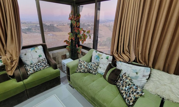 Salt Apartment | Relax in this tranquil As-Salt retreat with amazing mountain views and full AC